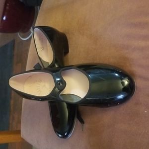 Dance maker Tap shoes